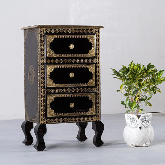 Salsa Wooden Brass Fitted Antique Side Table (Dark Black)