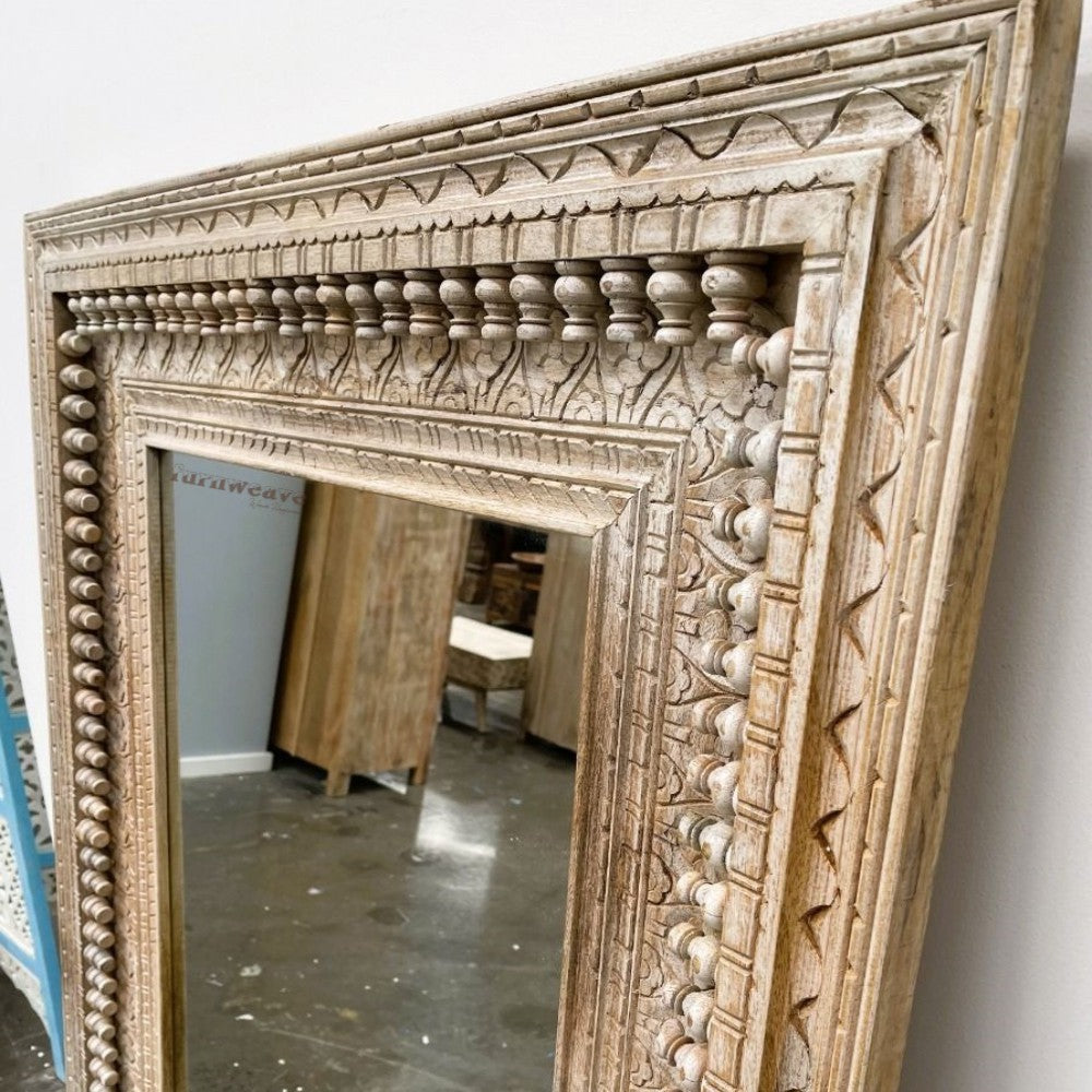 Uuvo Wooden Carved Wall Mirror Frame (White Distress)