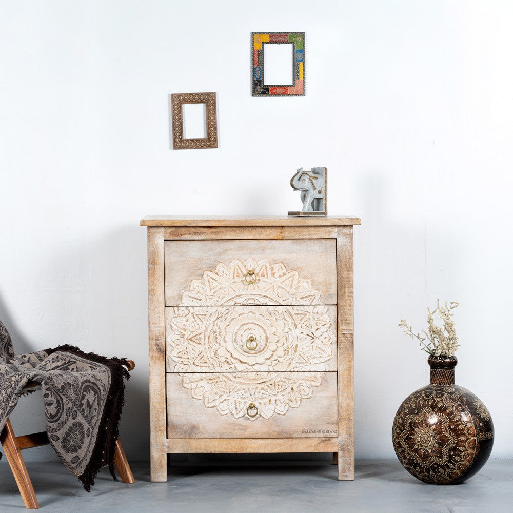 Simia Wooden Carved Antique Chest of Drawers (White Antique)