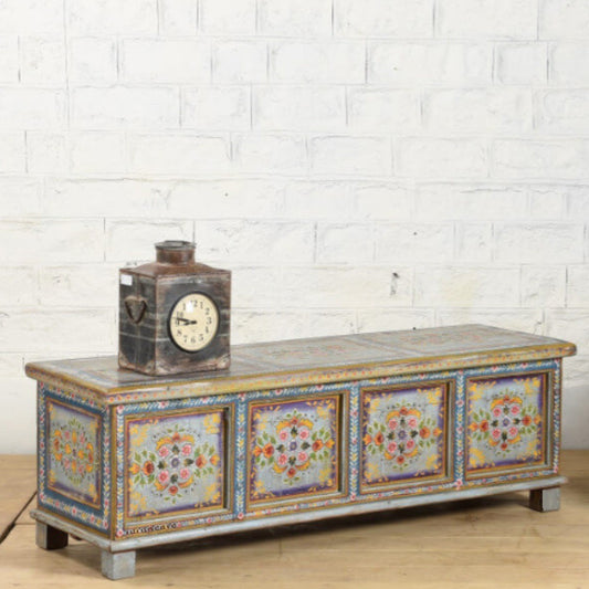 Firea Wooden Handpainted Trunk Table (Handpainted)